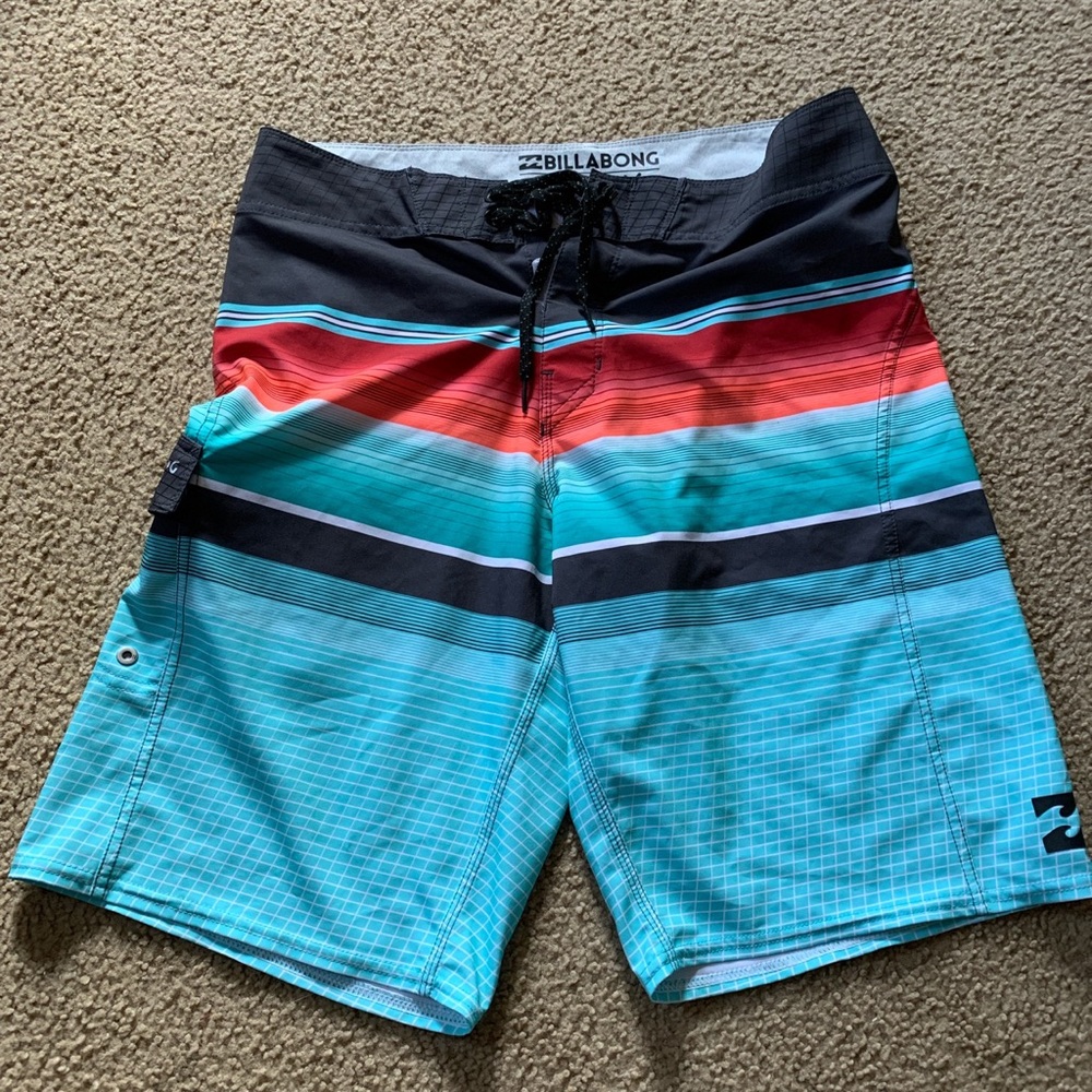 Billabong board shorts 32 waist